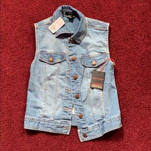 New with tags jean vest